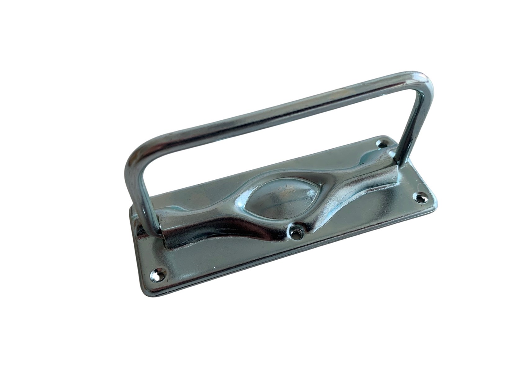 Box handle for trapezoidal door